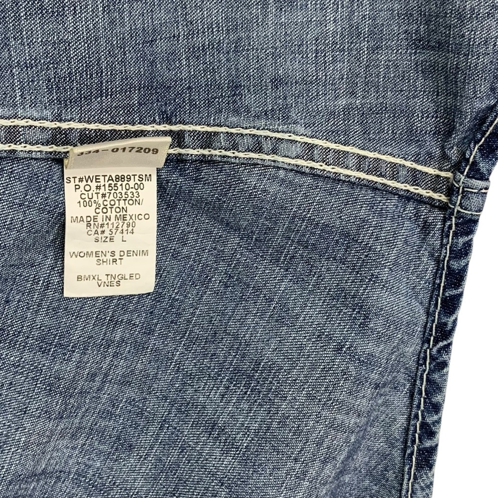 TRUE RELIGION Floral Denim Shirt Button Down Pearl Snaps Large Western Vibes H6 - Picture 7 of 9